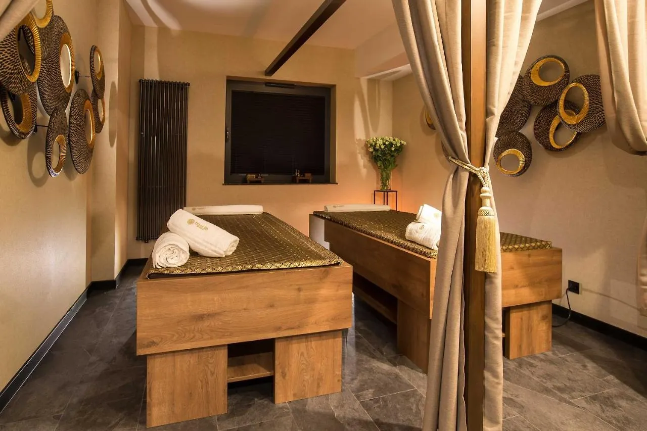 Sassy Suites Gdansk 0*,